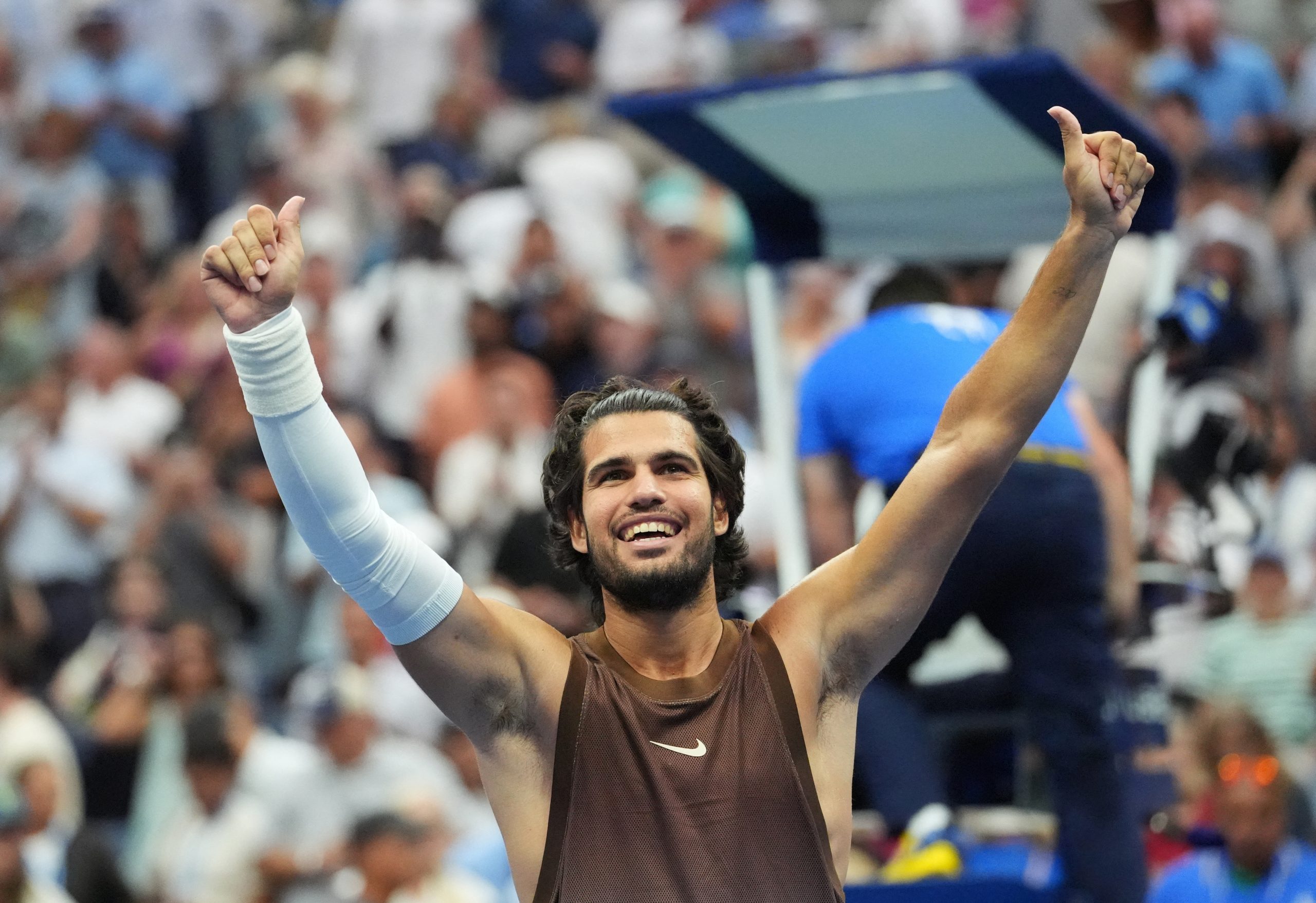 Us Open, Alcaraz avanti ma senza brillare